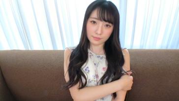 清纯系女神的蕎麦屋店员,面对极致粗大的肉棒毫无保留,演绎从憧憬到沉沦的激情瞬间。