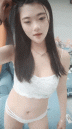 乖巧美少女瑤瑤!被炮友各種操!大屌深喉吸吮,沙發上騎乘位打樁,扶着窗台站立後入