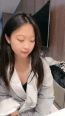 新人下海美女!外表甜美酒店开房!收费房开操,骑脸插嘴振动棒插穴,叫起来好骚,大肥臀后入很q弹