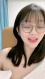 舞蹈系超清纯眼镜嫩妹,翘起大白美臀拍打很q弹,奶头也是粉色柔软奶子,手指后入扣穴,太爽了娇喘呻吟不断