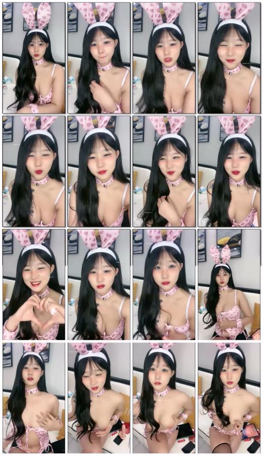 半糖童颜巨乳04年玩偶姐姐回归穿着连体黑丝和小伙各种体位啪啪，超会口交，还自插屁眼