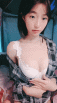 呜崽酱~极品尤物美少女!细腰美乳学生制服,多毛骚逼跳蛋自慰,慢慢塞入骚穴,椅子上假屌骑坐深插