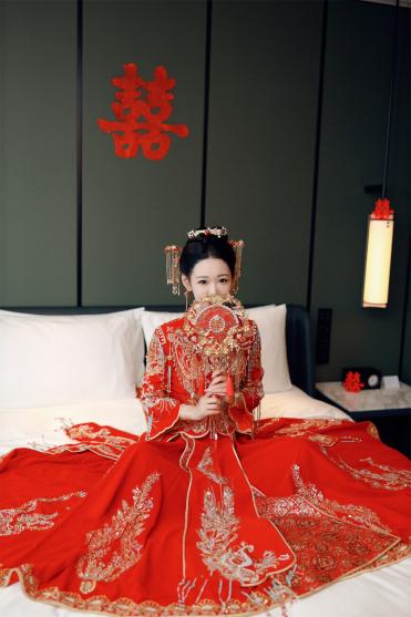秀人网名模最大尺度,【唐安琪】, 新娘结婚,脱衣半裸反差,尺度超大,美轮美奂娇俏可人
