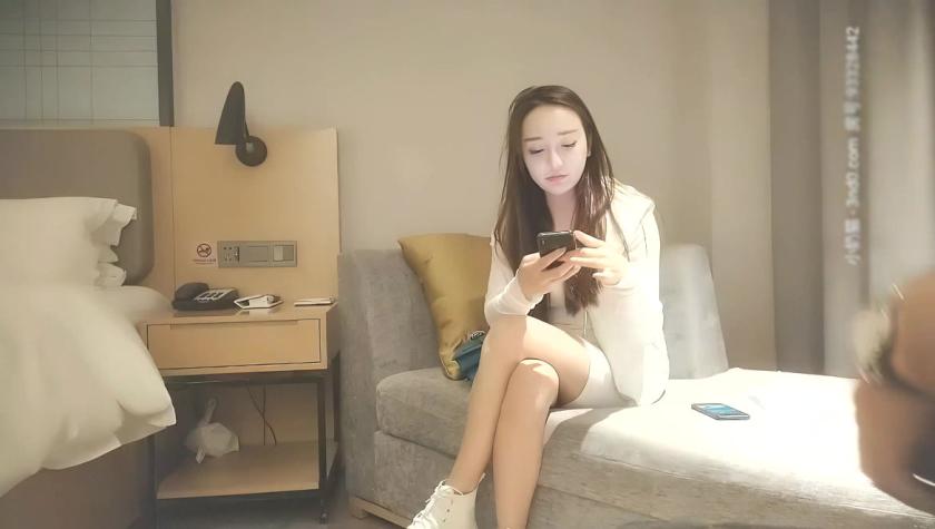 鸭总探花性感白衣包臀裙妹子啪啪,情趣装黑丝69口交抽插猛操
