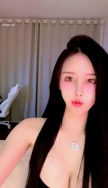 【明星級女神下海草莓味奶油】明星級顔值比網紅還要美,性感情趣内衣丁字褲黑絲大長美腿