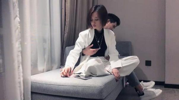 文轩探花第二场约了个白色外套短发妹子啪啪，口交上位骑坐站立后入大力猛操