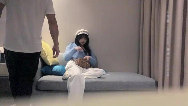 战狼行动深夜场高颜值蓝衣妹子加钟第二场,跳舞扭动口交抽插后入骑坐大力猛操
