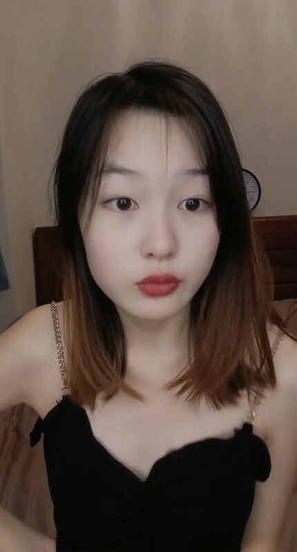 鄰家妹妹！乖巧清純小姐姐！激情大戰頭套男，黑絲高跟鞋主動騎乘，一下下猛坐，扛起雙腿全裸輸出