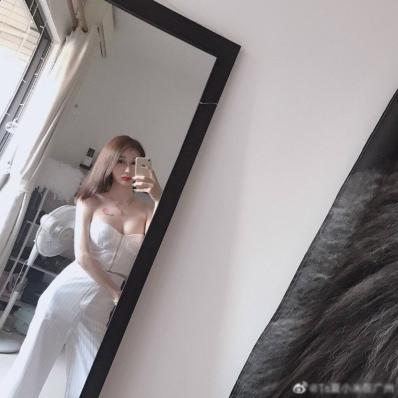【妖精出没】ts夏小兮性感情趣内衣勾引老公啪啪,后入骑乘啊啊叫老公,好爽,用力顶我的菊花穴 ~啊she!
