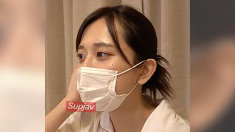 近所咖啡店美女一见钟情,通勤一年终得偿所愿,公开约会全过程。