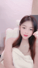 红唇甜美小姐姐激情大战头套男美乳粉嫩小穴跪着深喉插嘴怼着嫩穴一顿操扶腰后入撞击