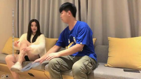 小宝寻花约了个极品气质高颜值白衣妹子啪啪互摸舌吻调情口交上位骑乘大力猛操