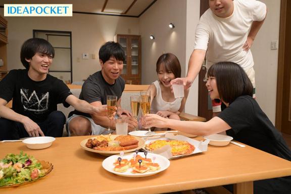ipzz-474 出租屋内的好色女孩每天掰开屁股勾引我做爱 桃乃木香奈 破解