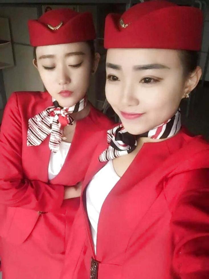 上海東航大四97年空姐小美女和男友性愛视图全套流出没想到空页也这么骚