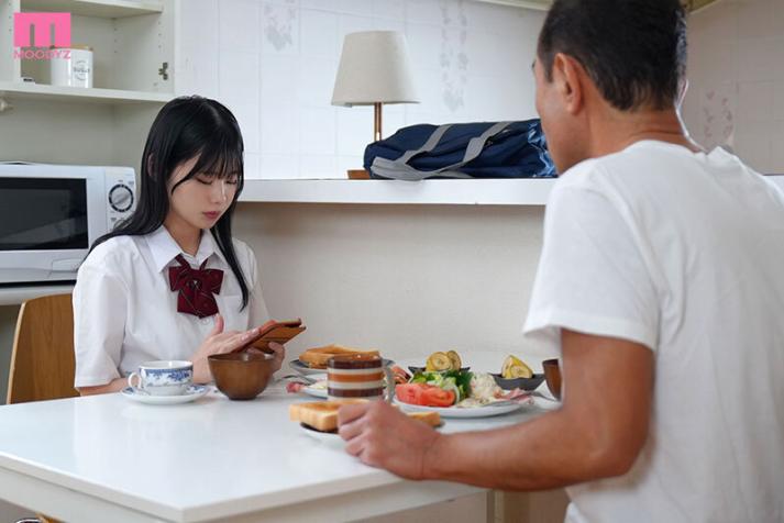 mida-313 把沒大沒小的嬌小巨乳高中生繼女餵食春藥讓她舒服到口水直流淫汁噴滿全身連續7日瘋狂交配 杏津杏