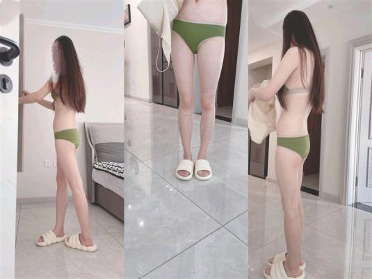 極品瑜伽嫂子大嫂上卧室開始換衣服看見大嫂光滑白嫩的皮膚粉嫩的咪咪頭飽滿粉粉的鮑魚