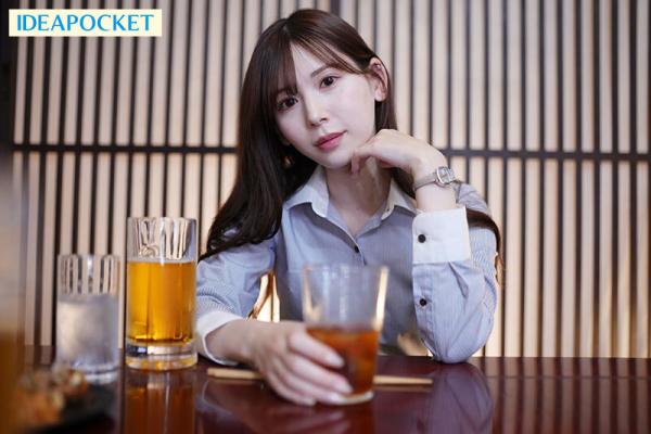 ipzz-408 老是瞧不起我的女上司 出差时居然被安排同一房 喝醉后变成像色狼一般 直到被榨干为止 一路做爱到天亮 明里