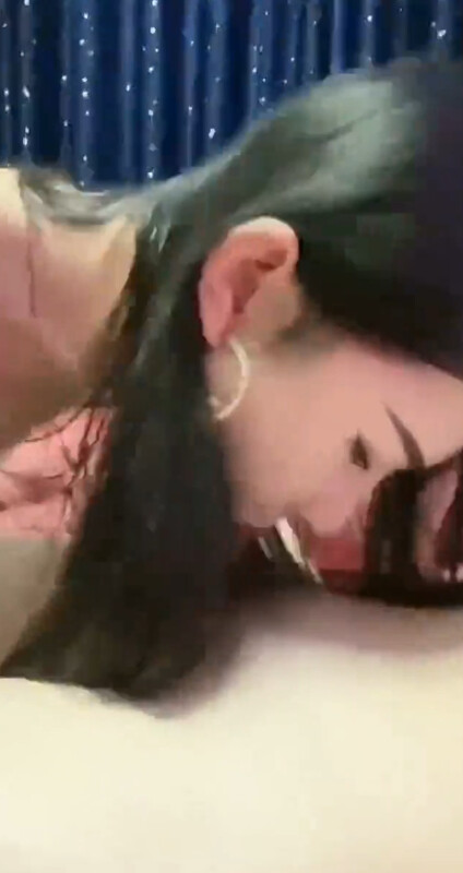 黑絲高顔值僞娘 深喉吃雞 上位啪啪 把小哥哥伺候的舒舒服服