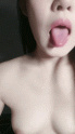 甜美可愛19歲美少女爸爸抱害羞的掰開屁屁給兄弟們看自己的隐私部位絕美校花女神難得的尤物刺激