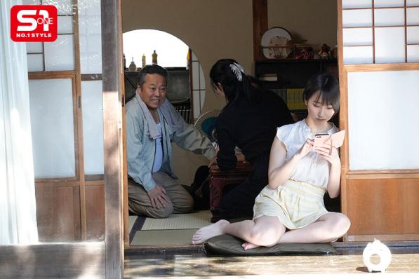 sone-911 回老家時外甥女被迫一個人住進最討厭的叔叔家羅莉控大叔色眯眯出手沒想到他的臭雞雞竟然跟少女的香鮑魚超契合兩天兩夜的絕倫流汗大性交 糸井瑠花