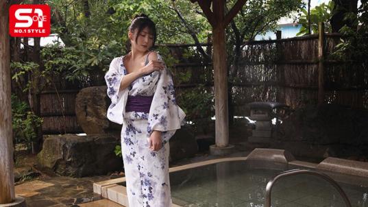 sone-899 高潮温泉闯入记录 实际上是一个受虐成人 東実果