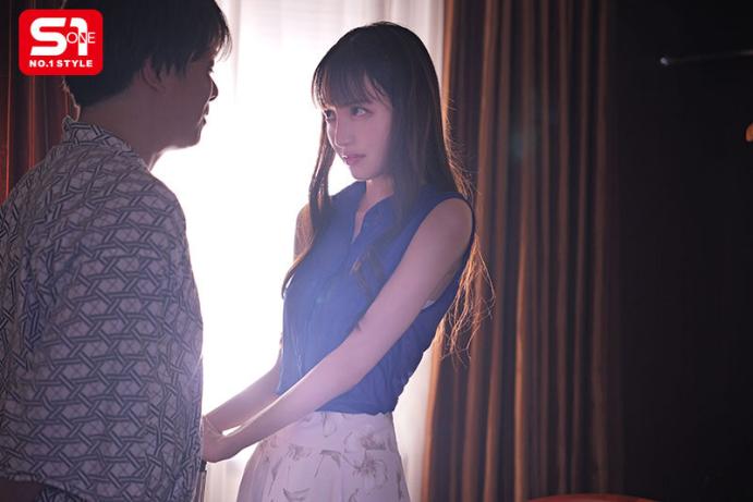 sone-613 ロケ先で軽蔑している中年セクハラプロデューサーとまさか相部屋に 朝まで続く絶倫性交に不覚にも感じてしまった地上波アイドル 石田佳蓮