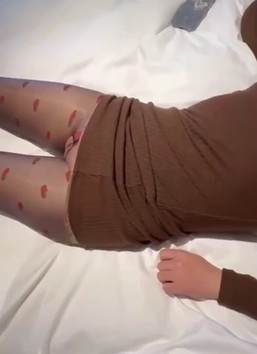 绿帽老婆包臀无内露出勾引好兄弟实录，朋友妻不客气一起3P轮操淫妻调教 Chinese homemade video