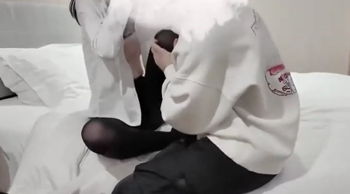 06女大失恋后被趁虚而入4（黑丝口爆） Chinese homemade video