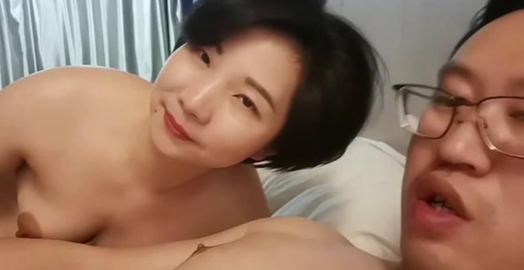 极品熟女人妻偷情逼嫩水多真是太有感觉了 Chinese homemade video