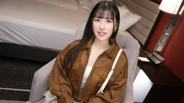 笑颜超赞的幼儿园老师预备役！！迷上某前AV女优网红而拍AV！！男优抠逼直击镜头大喷失焦超级潮吹！