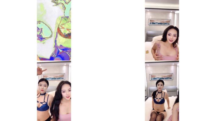 丝袜高跟露脸极品好闺蜜让大哥玩双飞，全程露脸淫声荡语口交大鸡巴吸蛋蛋，各种体位爆草蹂躏，浪叫不止内射10