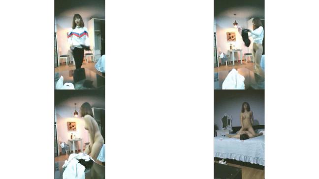 熟女大奶人妻 哥們叫來漂亮老相好在家啪啪 騷操作抱着沖刺自己手撸射精 操完逼兩人小酒喝喝 挺會享受