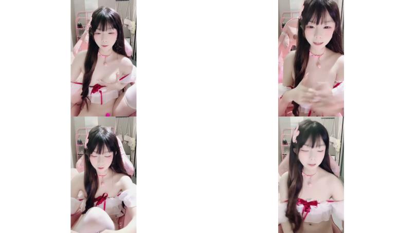 小萝莉尕尕_外表清纯漂亮大学生美女脱光自拍诱人身体一对奶子饱满圆润轻轻掰开阴唇肯德基露出!，2