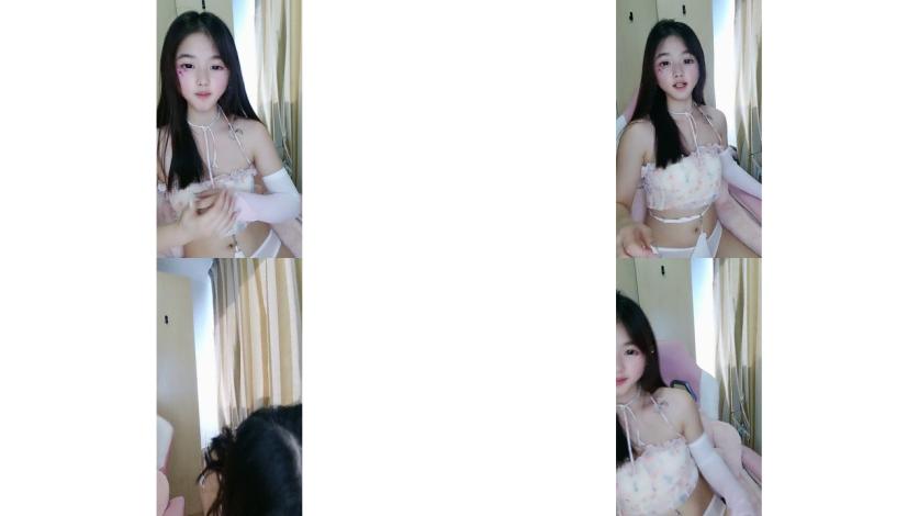 蜜桃夹心_颜值嫩妹女奴小白part2母狗属性拉满情绪价值给满1