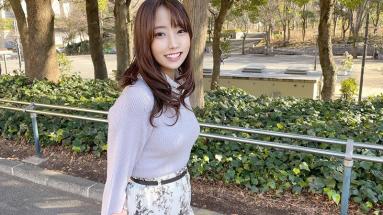 长腿美乳女神身材！前空姐美腿人妻穿制服cosplay高潮喷水站立后入狂射内连续中出出轨视频外泄