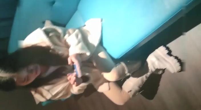 2000元网约E罩杯大奶小骚货  口活一流吸吮舔弄 美臀主动骑坐爆插  张开双腿后入  激情猛顶娇喘连连搞到瘫软
