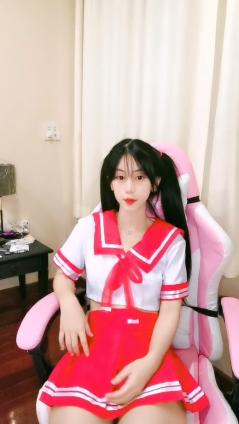 清纯又很骚反差满背纹身美妞  豹纹丁字裤双马尾  跪在地上插小嘴  翘起屁股后入猛顶  骑乘爆插多毛骚穴