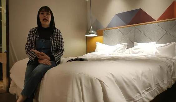 最美良家午托机构 【禁止吸烟】168cm  32岁美人妻  重金打造  超清画质  舌吻69 香艳佳作