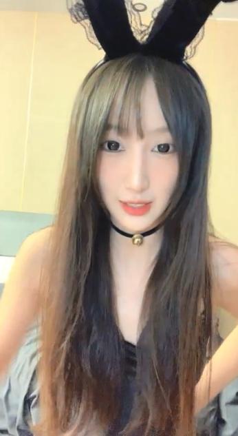 【泡泡咕】今夜变装主题 兔女郎  双马尾 教师装  清纯与淫荡结合体 超嗲娃娃音 人气登顶礼物横飞
