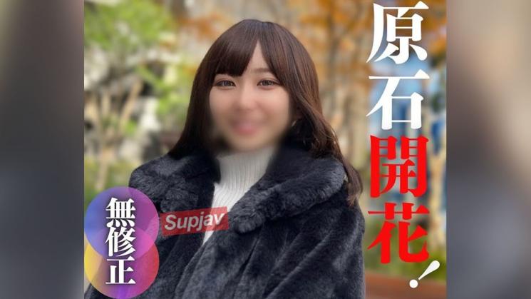 素人感最强初次自拍，青涩小穴大量注精
