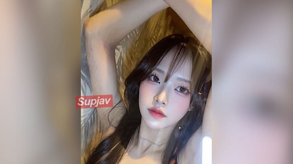 妖艳次世代SSS级顶级秘密肉缝少女初次登场