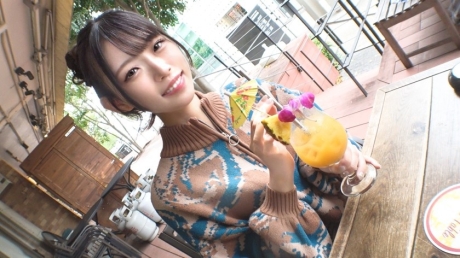 神户失恋美少女被安慰性爱 长靴M字口交 初拍2135