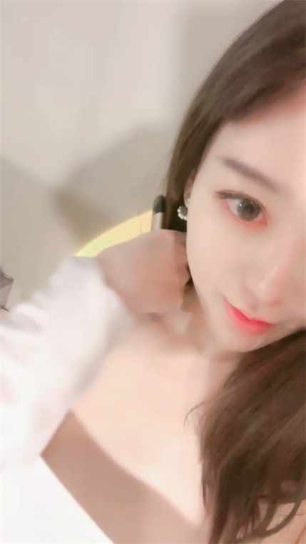 【最粉嫩穴❤️绝美名器】七彩女神『军阀太太』超粉嫩名器极致妩媚妖娆 我的粉嫩只为湿润