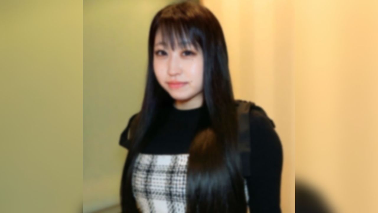 三穴内射！吞精、肛门内射、阴道内射连续三发，所有洞口注精，肛交时自己用电动按摩棒刺激阴蒂的超级淫女！