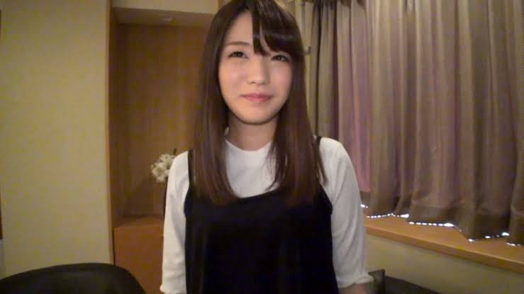 应募素人初次下海20岁清纯女学生肉体开发 - 优